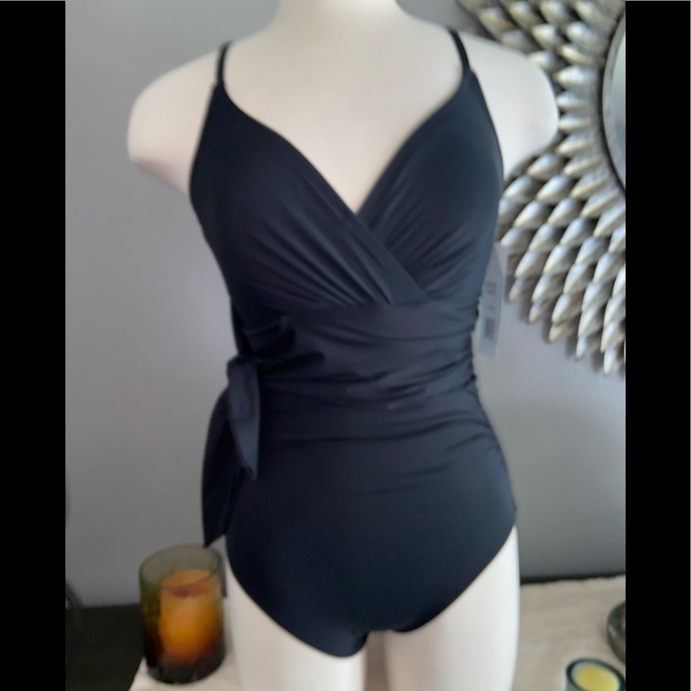 Penbrooke sleek women’s swimwear